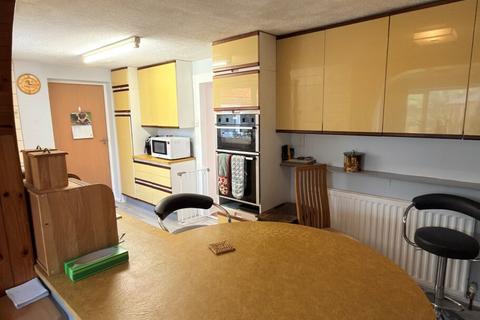 4 bedroom semi-detached house for sale, Nightingale Road, Reading RG5