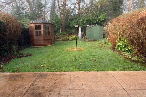 4 bedroom semi-detached house for sale, Nightingale Road, Reading RG5