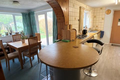 4 bedroom semi-detached house for sale, Nightingale Road, Reading RG5