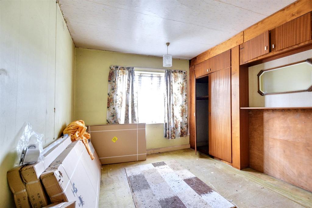 Bedroom 1 1.jpeg