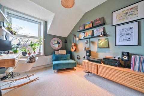 2 bedroom flat for sale, Hazelroyd, Franklin Mount, HG1