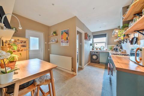 2 bedroom flat for sale, Hazelroyd, Franklin Mount, HG1