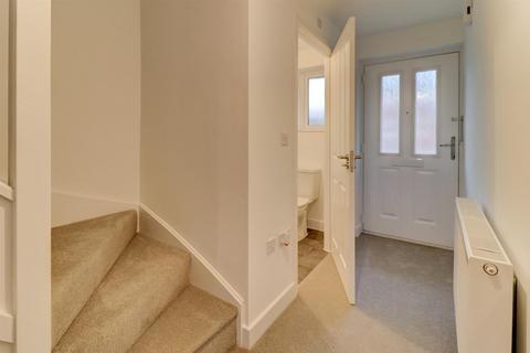 3 bedroom semi-detached house to rent, Stoneleigh View, Kenilworth