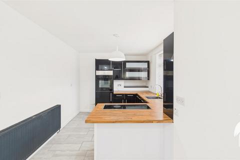 4 bedroom semi-detached house for sale, Rutland Avenue, Silksworth, Sunderland