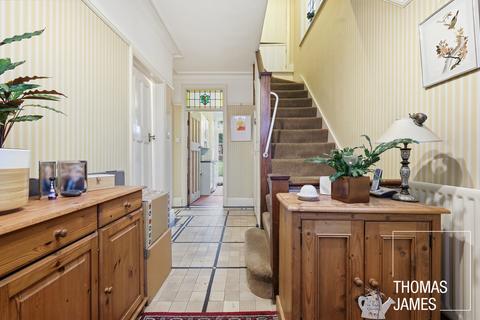3 bedroom semi-detached house for sale, Beechdale, London, N21