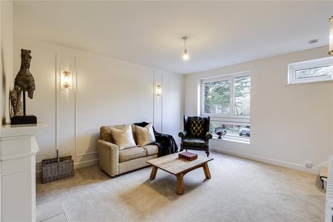 Lunar Close, Biggin Hill, Westerham, Kent, TN16