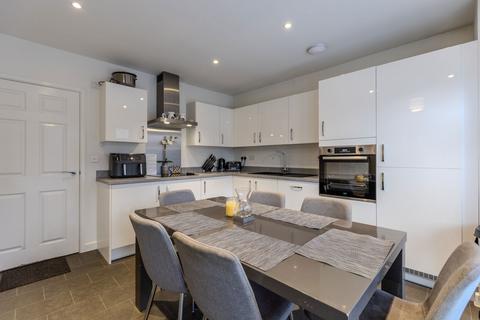 3 bedroom semi-detached house for sale, Bickerton close, Crewe CW1