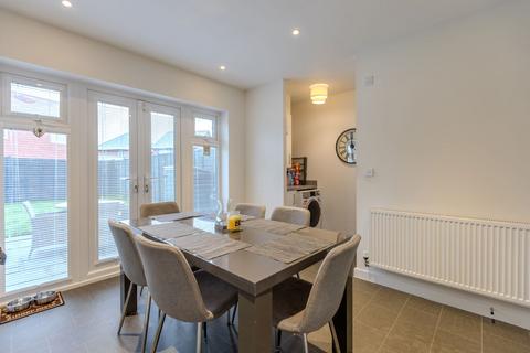 3 bedroom semi-detached house for sale, Bickerton close, Crewe CW1