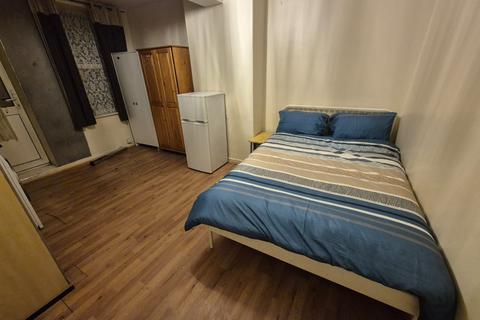 undefined, Bordars Walk, London W7