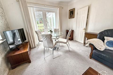 2 bedroom detached bungalow for sale, Wicket Road, Bournemouth, BH10 5