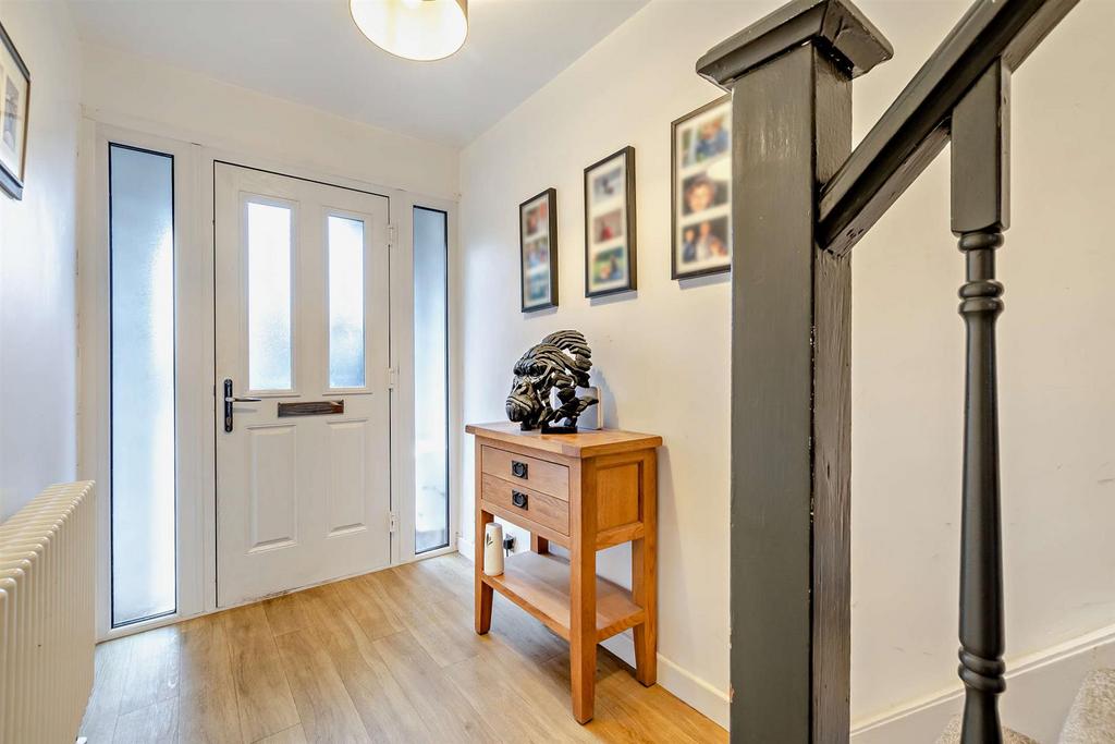 8675728-interior11-800.jpg