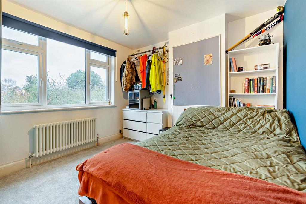 8675728-interior16-800.jpg