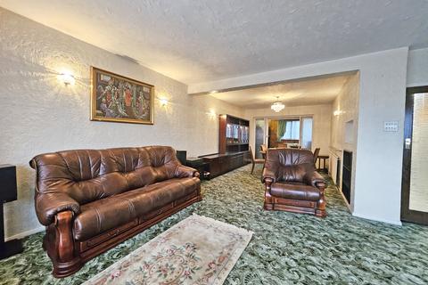 3 bedroom terraced house for sale, Southend Road,  Woodford Green, IG8