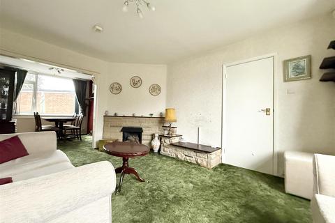 3 bedroom semi-detached house for sale, Kingsway, Braunstone Town LE3