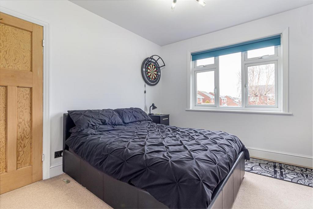 Bedroom-2-3.jpg