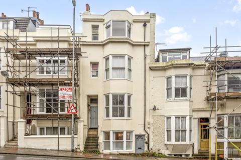 2 bedroom flat for sale, Buckingham Place, Brighton BN1