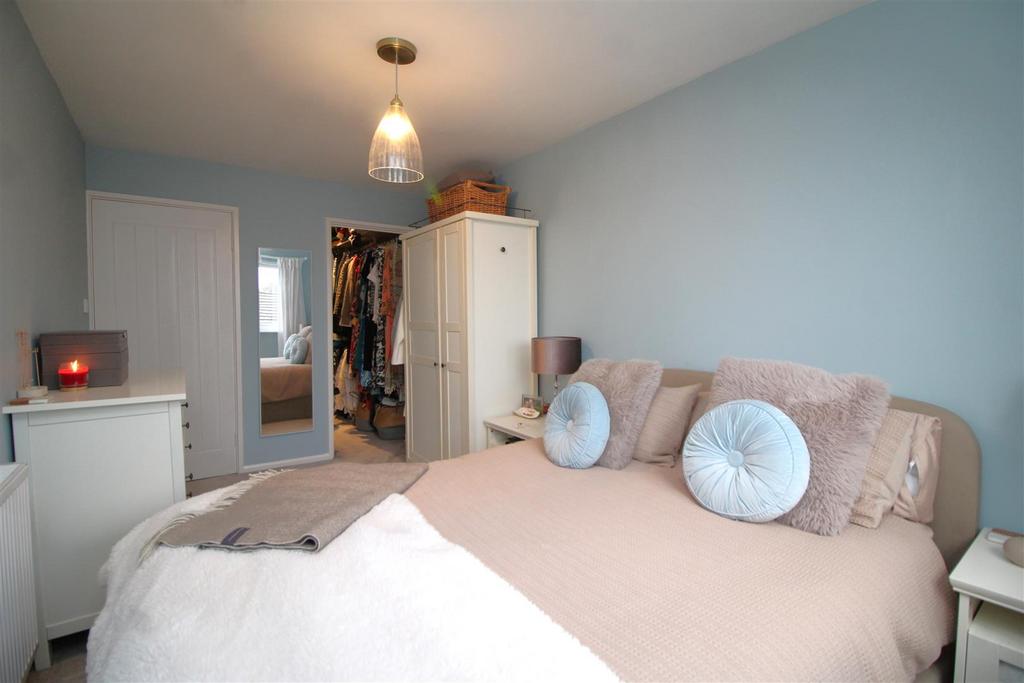 Bedroom 1 2.JPG