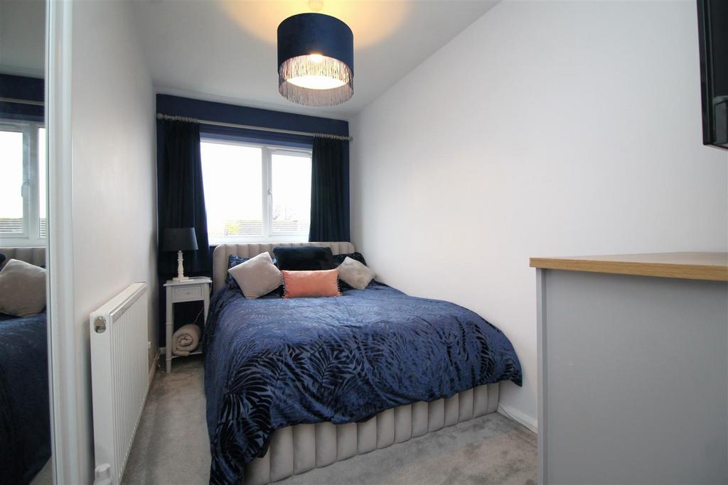 Bedroom 2 .JPG