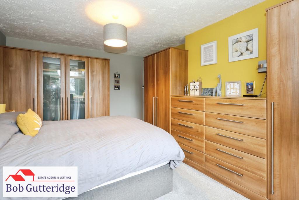 Bedroom one (overlooking wolstanton golf course)