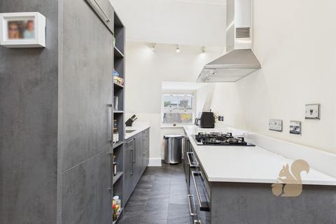 2 bedroom flat for sale, High Street, Chelmsford CM1
