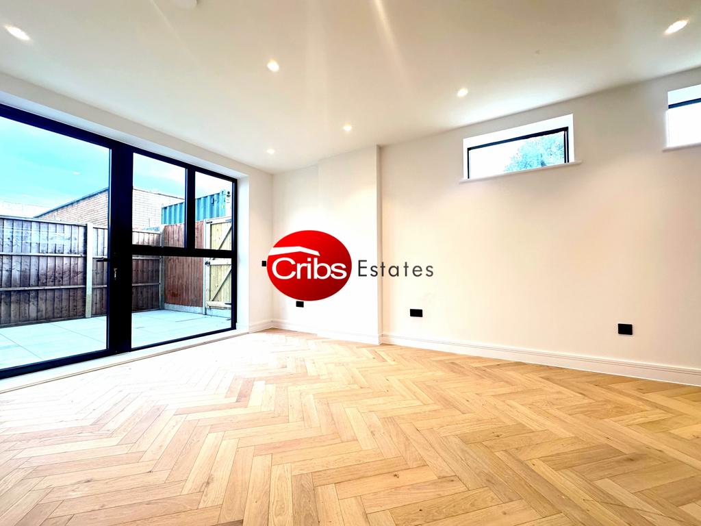 1 Bedroom Flat to Rent in SW20