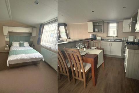 2 bedroom park home for sale, Golden Leas Holiday Park
