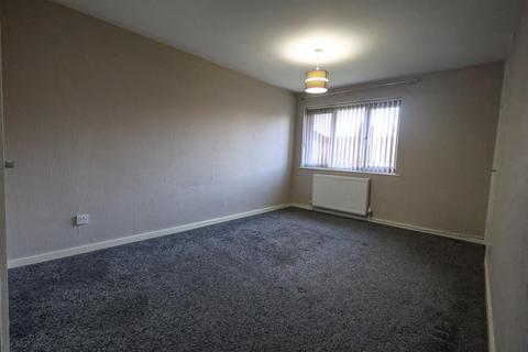 2 bedroom flat to rent, Walkers Heath Road, Birmingham