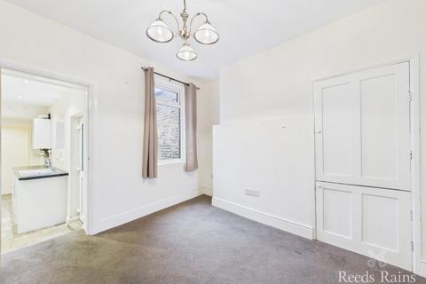 2 bedroom terraced house for sale, Moorfield Road, East Yorkshire YO16