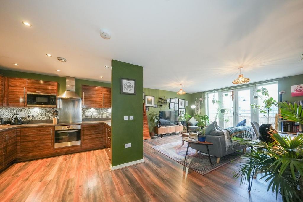 Lounge/Kitchen