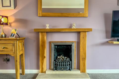 4 bedroom detached house for sale, Peterhouse Drive, Newmarket, Suffolk