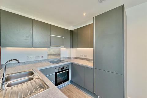 1 bedroom apartment to rent, 5 New Road, Feltham TW14