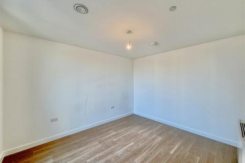 1 bedroom apartment to rent, 5 New Road, Feltham TW14