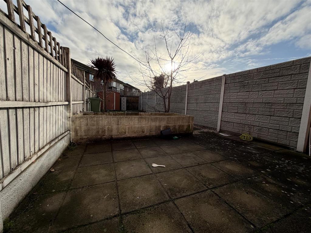 Garden 2.jpg