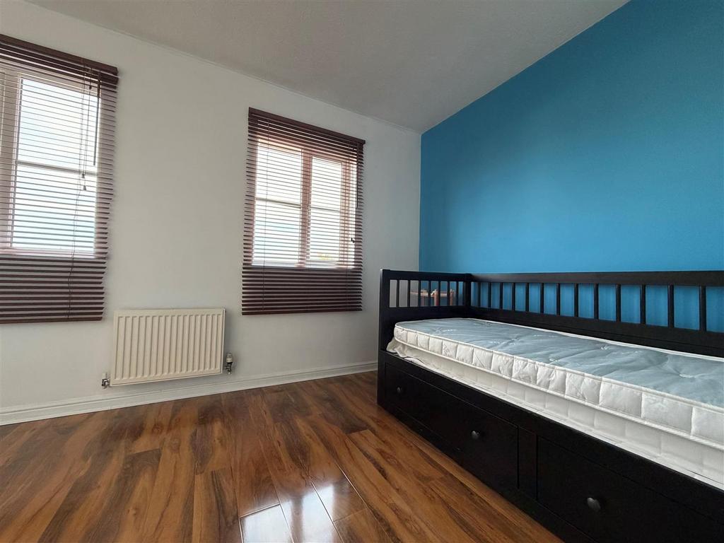 Bedroom 3.jpg