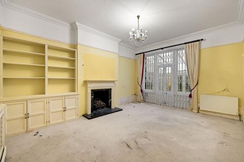 2 bedroom ground floor flat for sale, Bouverie Road West, Folkestone, CT20