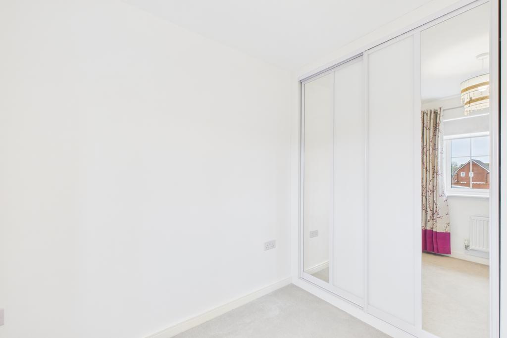 Double bedroom with built in wardrobes
