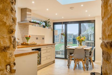 3 bedroom semi-detached house for sale, Regent Street, Gloucestershire GL10