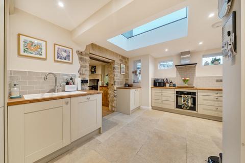 3 bedroom semi-detached house for sale, Regent Street, Gloucestershire GL10
