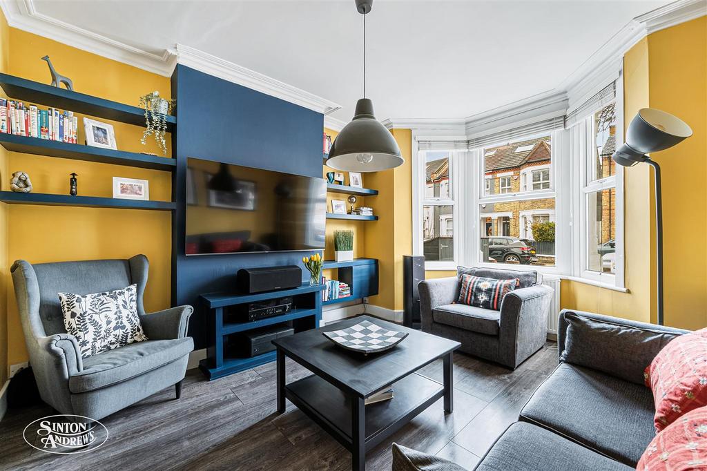 11 Elthorne Avenue-2.jpg