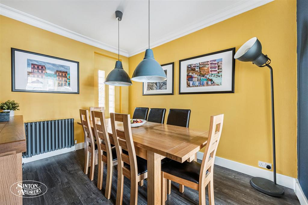 11 Elthorne Avenue-4.jpg