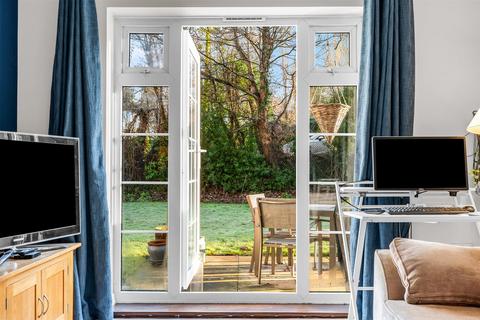2 bedroom apartment for sale, Newland Gardens, Hertford SG13