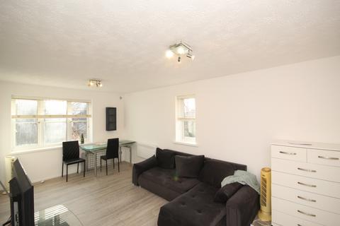 2 bedroom flat to rent, Foxglove Court, Vicars Bridge Close, Wembley, Middlesex, HA0