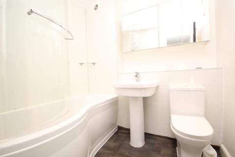 2 bedroom flat to rent, Foxglove Court, Vicars Bridge Close, Wembley, Middlesex, HA0
