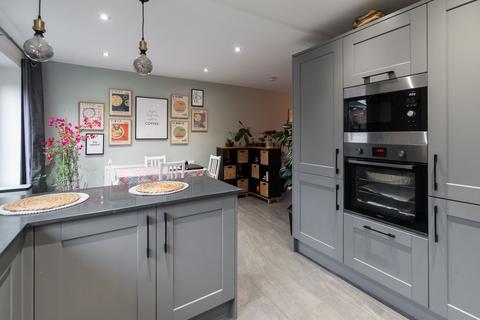 3 bedroom semi-detached house for sale, Wentworth Road, Fleckney, LE8