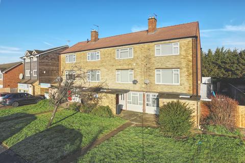 1 bedroom flat for sale, Russells Ride, Cheshunt, EN8
