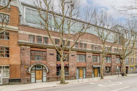 2 bedroom flat for sale, Tower Bridge Road, London SE1