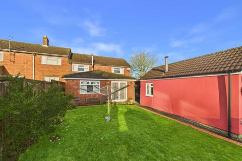 3 bedroom end of terrace house for sale, Smithville Close, Lydney GL15