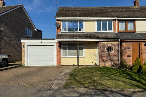 3 bedroom semi-detached house for sale, Radcliffe Drive, Ipswich, IP2 9QU