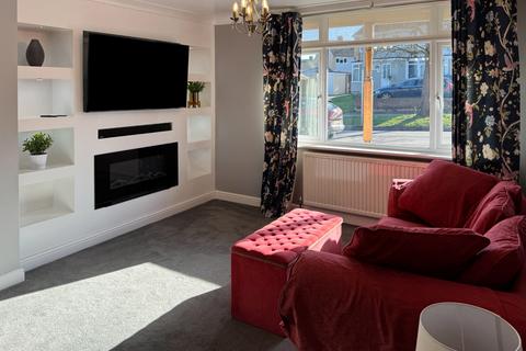 3 bedroom semi-detached house for sale, Radcliffe Drive, Ipswich, IP2 9QU