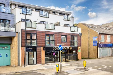 2 bedroom apartment for sale, Croydon Road, Caterham, CR3